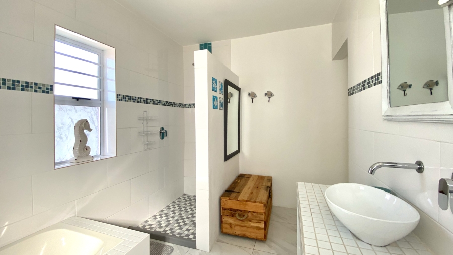 3 Bedroom Property for Sale in Dwarskersbos Western Cape